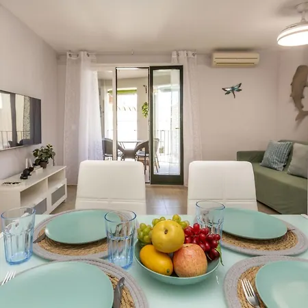 Mitsu By Interhome Apartman