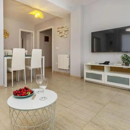 Mitsu By Interhome Apartman
